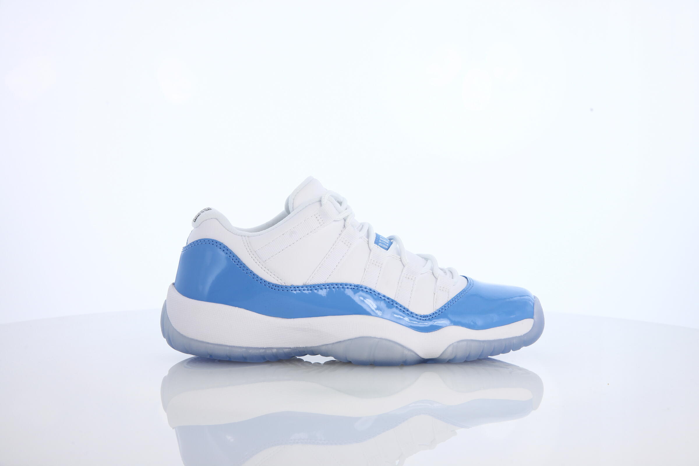 Air jordan retro 11 orders low bg